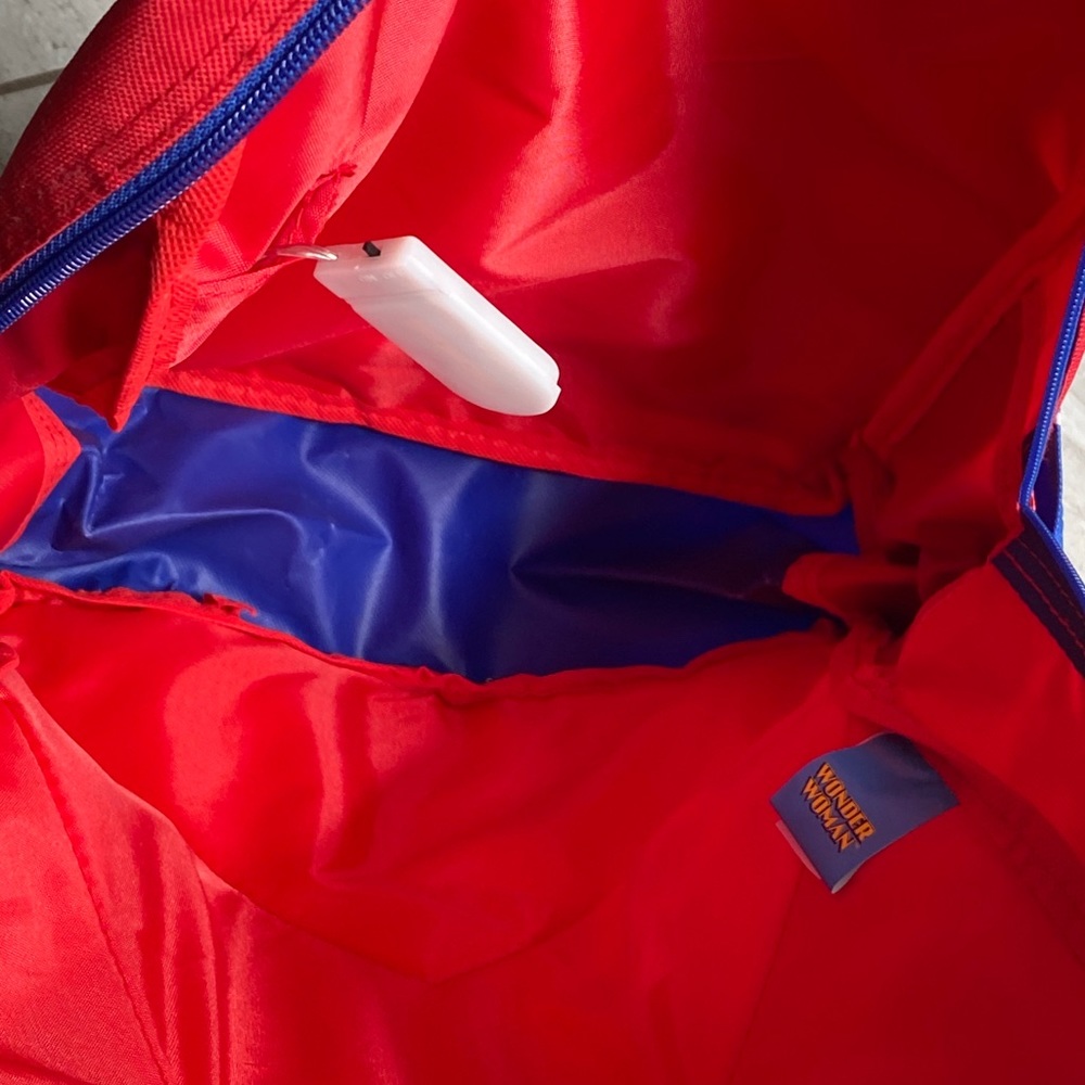 Wonder Woman backpack 🎒 - Picture 6 of 8